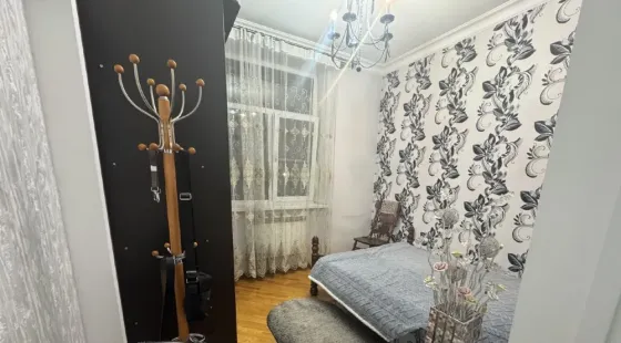 Сдам 4х комнатную квартиру в Кировском районе ор. ТЕкстильщик Донецк