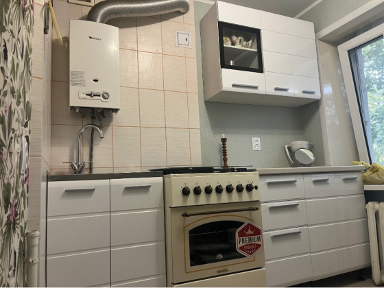 Продам 2х комнатную квартиру в Калининском районе (Автомагазин) Донецк