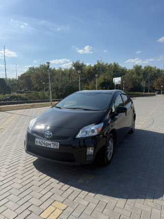 Продам личный автомобиль Toyota Prius 30 Донецк