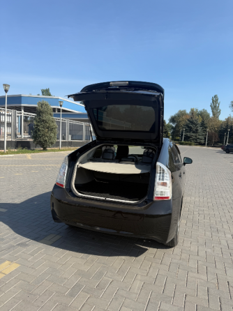 Продам личный автомобиль Toyota Prius 30 Донецк
