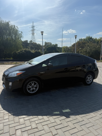 Продам личный автомобиль Toyota Prius 30 Донецк