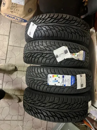 Продам зимние шины Донецк