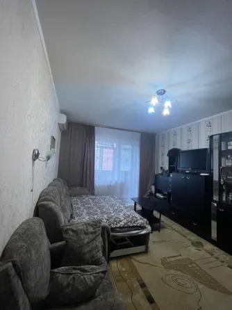 Продам 1 к Розы Люксембург Донецк