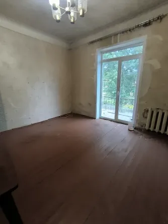 Продам 2-х комнатную квартиру под ремонт, Гвардейка, Леваневского. Макеевка