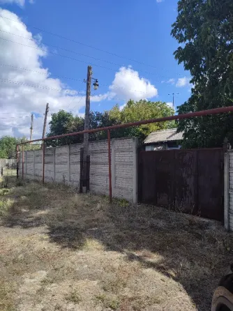 Продам участок с ветхим домом Макеевка