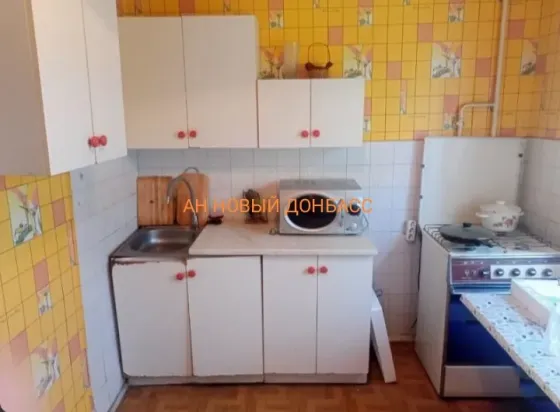 Продам 1 комнатную квартиру, Крытый рынок Донецк