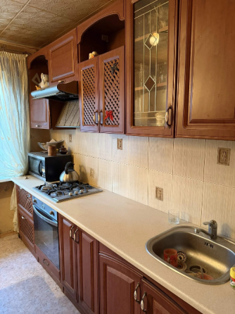 Продажа 4 ком.кв 75 кв.м Бирюзова 2, Кировский район Донецк