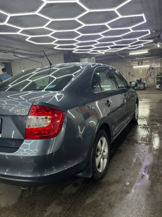Шкода Рапид автомат 1.6, отличное состояние Донецк