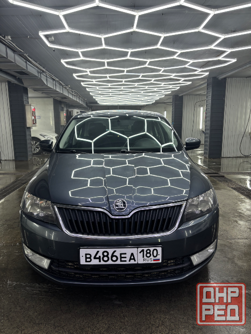 Шкода Рапид автомат 1.6, отличное состояние Донецк - изображение 3