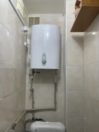 Продам 1 на Вишневского Донецк