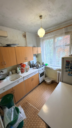 Продажа 3 комнатной квартиры, г. Макеевка, пгт Ханженково центр (2 микрорайон) Макеевка
