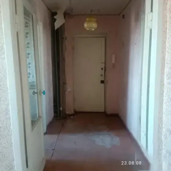 Продаю 2-х комнатную квартиру в Калининском районе, пр. Ильича Донецк
