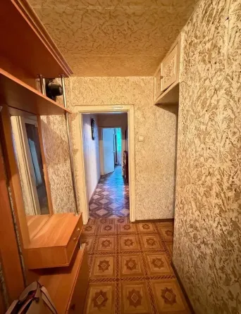 Предлагается на продажу 2-хкомнатная квартира в Калининском районе! ориентир Калининский рынок! Донецк