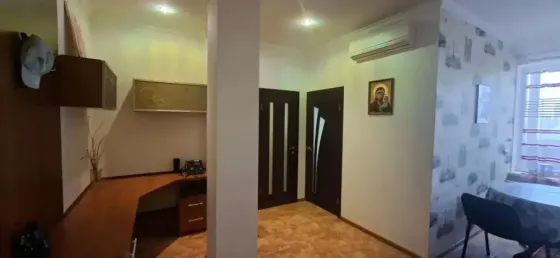 Продаётся 2-комнатная квартира в Центральном районе Мариуполь