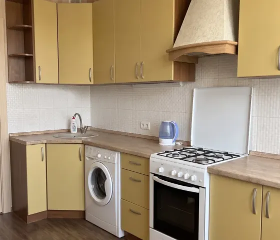 Сдаётся однокомнатная квартира в Кировском районе. Мирный Донецк