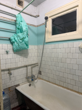 Продается уютная трехкомнатная квартира Донецк