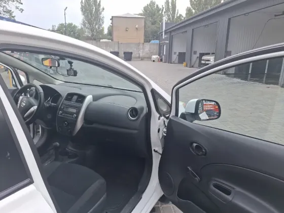 Продам Nissan Versa Note 2016 Донецк