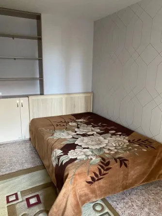 Сдам на длительный срок трёхкомнатную квартиру с хорошим ремонтом Донецк