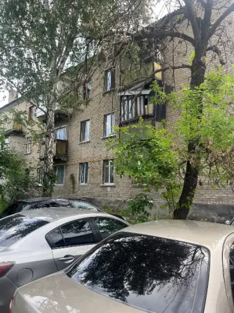 Продам 1комн квартиру в городе Луганск улица Пархоменко Луганск