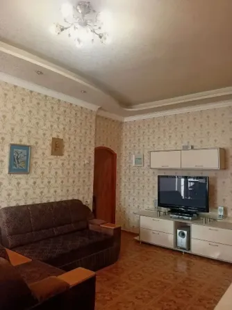 Сдам 2-к квартиру в центре стройтехникум 4197808 феникс Макеевка