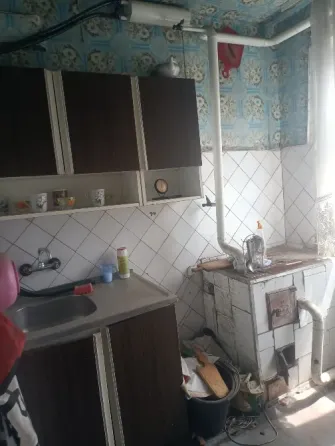 Продается 4-комнатная квартира с гаражом Макеевка