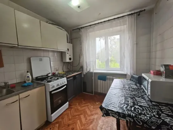 Продается 1-комнатная квартира по улице Сеченова Мариуполь