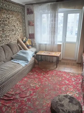 Продам 2-х комн. 2/5 автомагазин Донецк