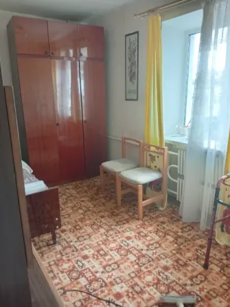 Продам 2-х комн. 2/5 автомагазин Донецк