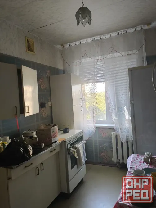 Продаю 1-комнатную квартиру в Калининском районе, ул. Калужская, Лицей 12 Донецк - изображение 1
