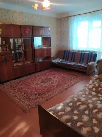 Продам 1 комнатную квартиру Зугрэс Зугрэс