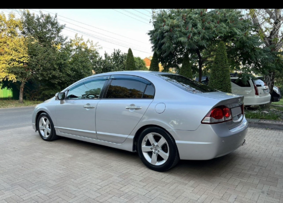 Honda Civic 4D 1.8 Макеевка