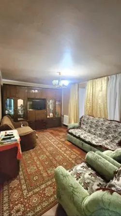 Продается 2к.кв. пр.Ильича, ор-р маг. Пакет. Донецк