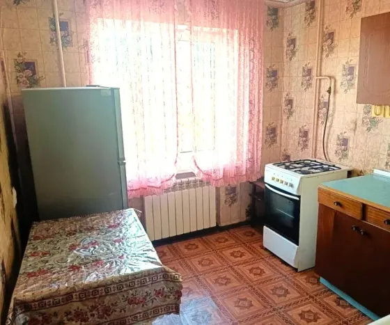 Продается 1 комнатная квартира Ленинский р-н Обжора Донецк