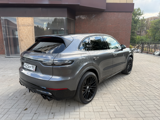 Porsche Cayenne S (E3) 2.9л Донецк