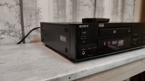Проигрыватель CD Sony CDР -555ЕSA Донецк