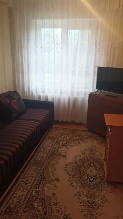 Продаю 4-х комнатную квартиру в Ленинском районе, Боссе Донецк