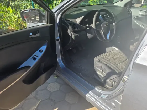 Продам HYUNDAI ACCENT 2018 Донецк