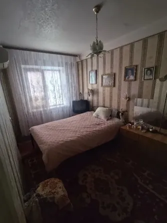 Продается 2-комн. квартира, г. Торез, мкрн.2 Торез