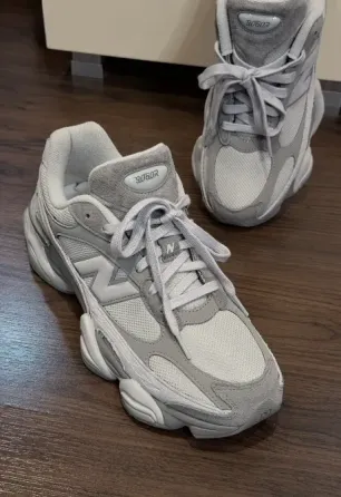 Оригинальные кроссовки New Balance 9060R Донецк