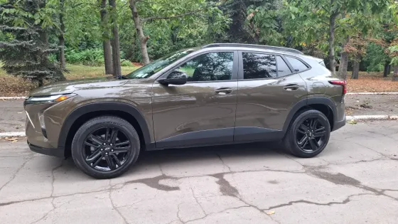 Chevrolet Trax Activ 2023. Донецк