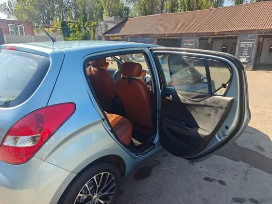 Hyundai i20 1.4 AT, 2010 Донецк