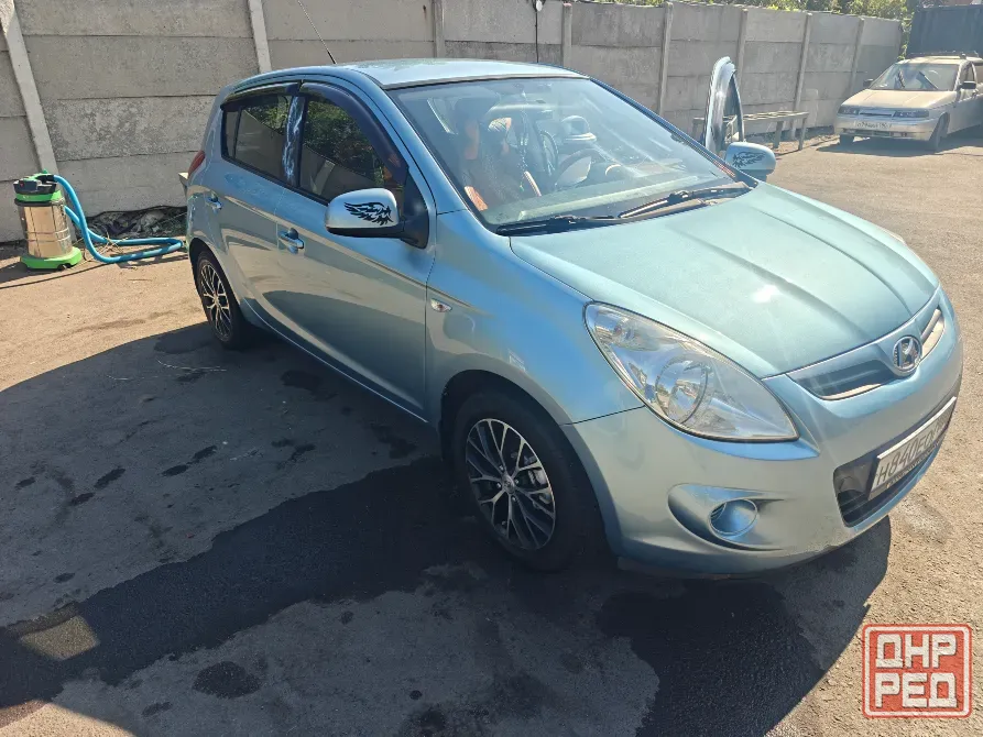 Hyundai i20 1.4 AT, 2010 Донецк - изображение 1