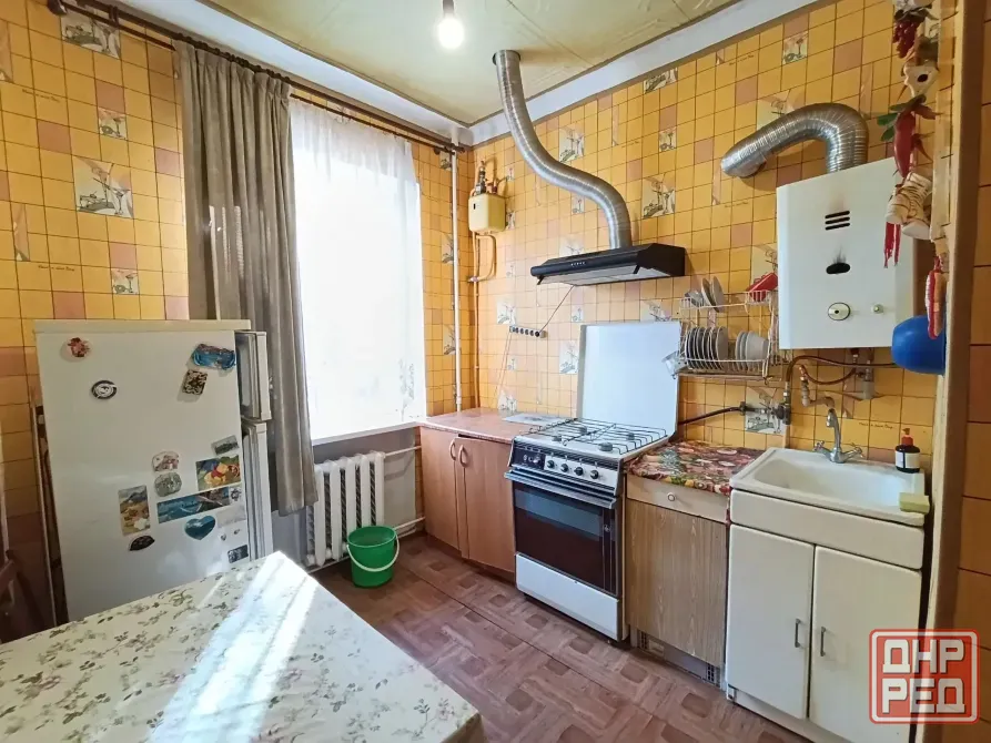 Продам 3-х комнатную квартиру , г. Харцызске, центр, ул. с. Лазо Харцызск - изображение 1