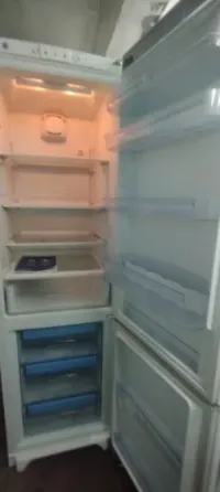 Рабочий холодильник Индезит Донецк