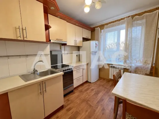 3-к квартира, 3/9 этаж, 67м², арт. 144093312 Мариуполь