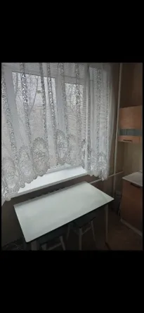 сдам 2 к кв. ворошил. р. гурова цветы 30000 р. вода колонка включ.. Донецк