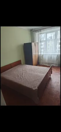 сдам 2 к кв. ворошил. р. гурова цветы 30000 р. вода колонка включ.. Донецк