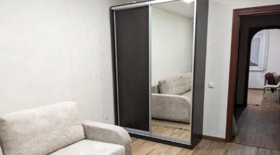 Сдам однушку в Куйбышевском районе ориентир тц. Донецк