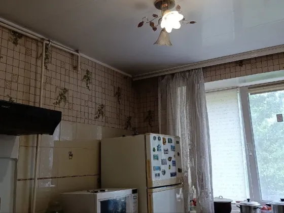 Продается 2х. комн. Ворошиловский , 50 лет ссср, магазин Авоська. Донецк