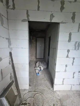 Продам 1к.кв Сталинку в Центре города Мариуполя Мариуполь